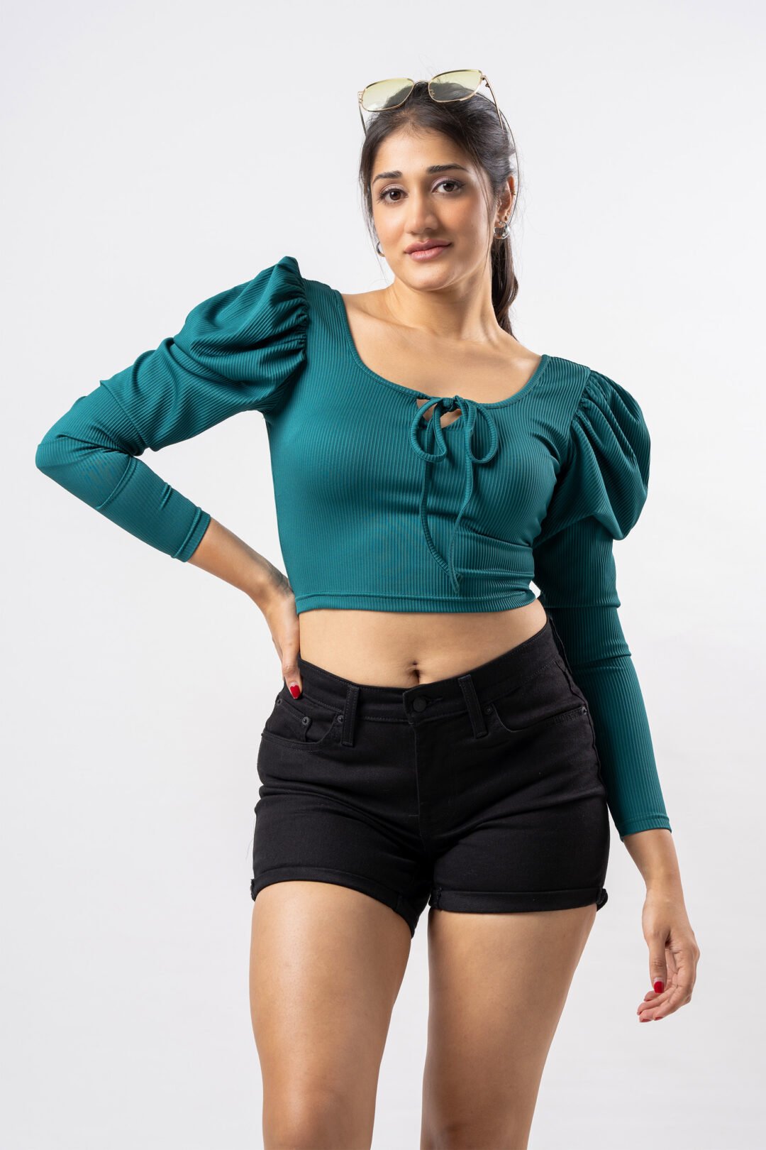 UP 4870 - TEE LOVE PUFF SLEEVE FRONT KNOT CROP TOP