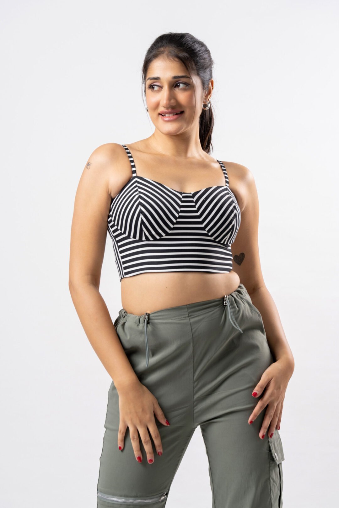 UP 4915 – TEE LOVE SHOULDER STRAP CROP TOP