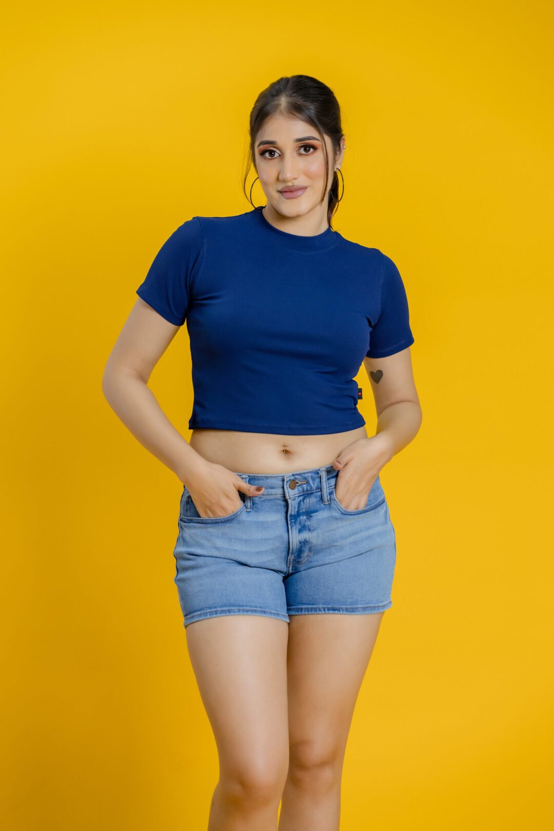 UP S062 - TEE LOVE DARK BLUE BASIC CROP TOP